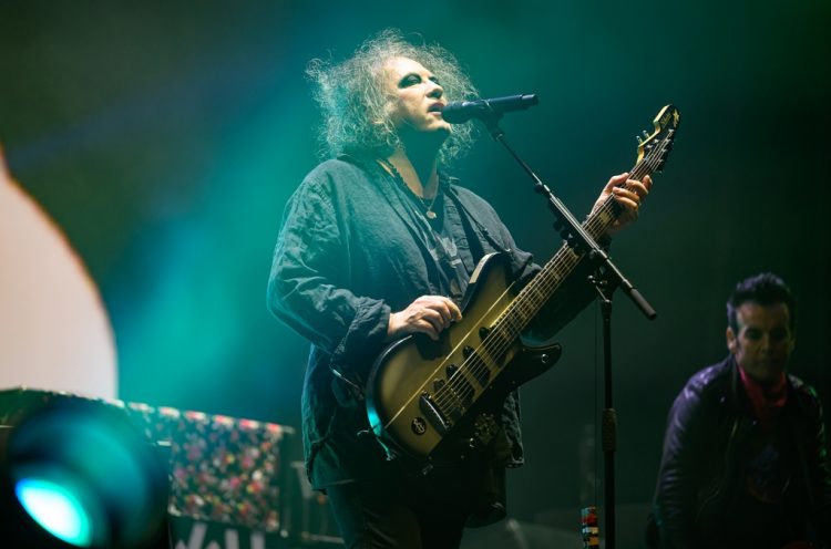 The Cure’s Robert Smith Warns Fans of Ticketmaster ‘Scalper Scam’