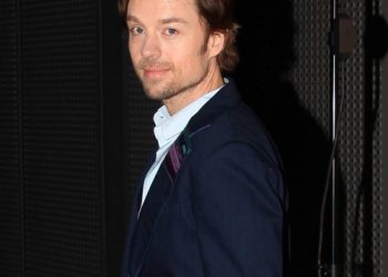 Savage Garden’s Darren Hayes splits from husband after 17 years of marriage