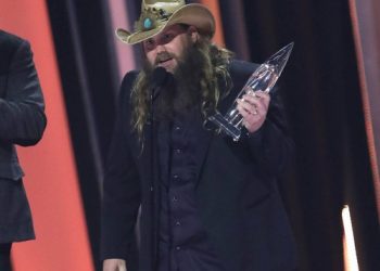 Chris Stapleton named Entertainer of the Year at 2023 ACM Awards