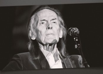 Gordon Lightfoot, Canadian Singer/Songwriter, Dies at 84