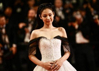 BLACKPINK’s Jennie Dazzles in Chanel for Her Cannes Film Festival Debut