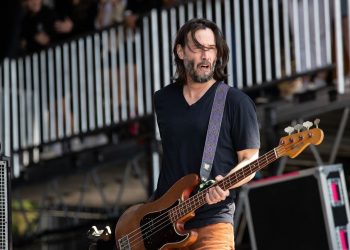 Watch Keanu Reeves’ reunited band Dogstar make live comeback in California