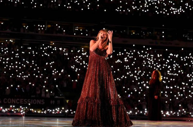 9 Best Moments of Taylor Swift’s First Night at MetLife on Her Eras Tour
