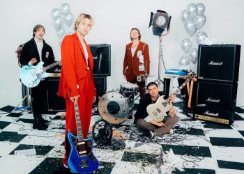 5SOS’ Michael Clifford & Crystal Leigh Expecting First Child Together