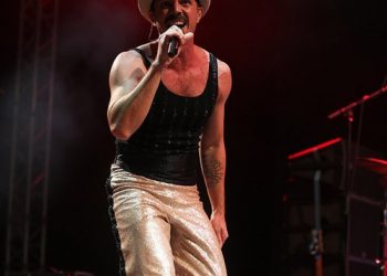 Scissor Sisters ‘lived like nuns’ during their heyday