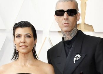 Kourtney Kardashian and Travis Barker expecting first child together