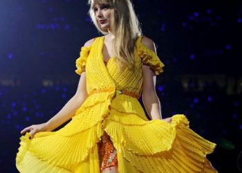 Taylor Swift to release Cruel Summer