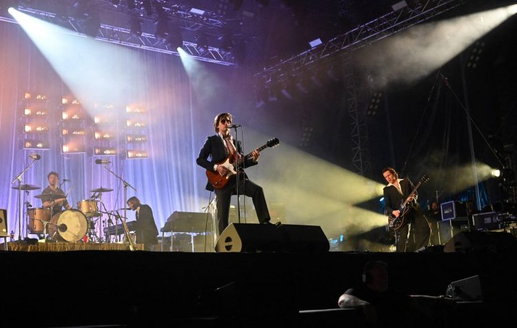 Arctic Monkeys release final extra tickets to London Emirates Stadium shows