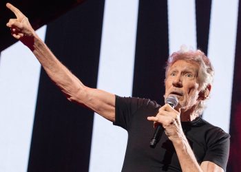 Roger Waters: “They’re trying to cancel me like they cancelled Jeremy Corbyn and Julian Assange”