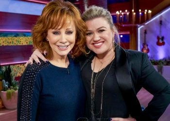 Kelly Clarkson Once Hid a Creepy Doll in Reba McEntire’s Closet