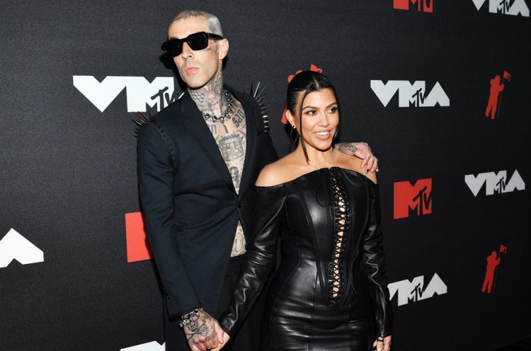 Kourtney Kardashian Tells Travis Barker She’s Pregnant During Blink-182 Concert
