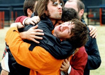 Noel and Liam Gallagher planned to ‘annihilate’ gig-goer who threw shoe onstage