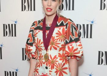 Natasha Bedingfield wants greener tours