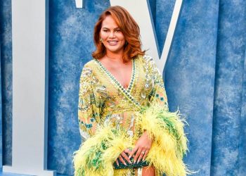 Chrissy Teigen Tried (And Failed) to Recreate Margot Robbie’s ‘Barbie’ Foot Scene