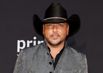 CMT Pulls Controversial Jason Aldean Music Video, Country Singer Defends Song