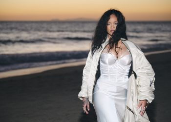 Rihanna Celebrates Making Spotify History ‘Wit No New Album’