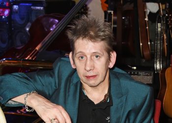 Shane MacGowan recovering after stay in intensive care