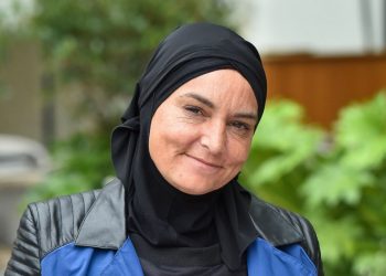 Jamie Lee Curtis, Janelle Monáe and Conor McGregor Among Those Remembering Irish Singer Sinéad O’Connor: “The Voice of an Angel”