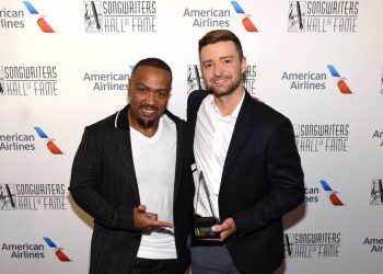 Justin Timberlake & Timbaland FaceTime Nelly Furtado From the Studio — Is a Reunion on the Way?