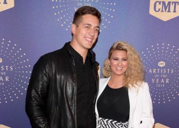 Tori Kelly ‘Smiling Again & Feeling Stronger’ After Health Scare, Husband Shares