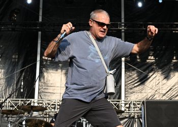 Descendents frontman Milo Aukerman suffers “mild heart attack”