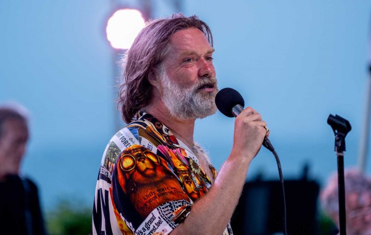 Rufus Wainwright celebrates 50th birthday by covering Neil Young