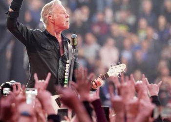 Metallica forked out $300k for cushions gig-goers destroyed at arena show
