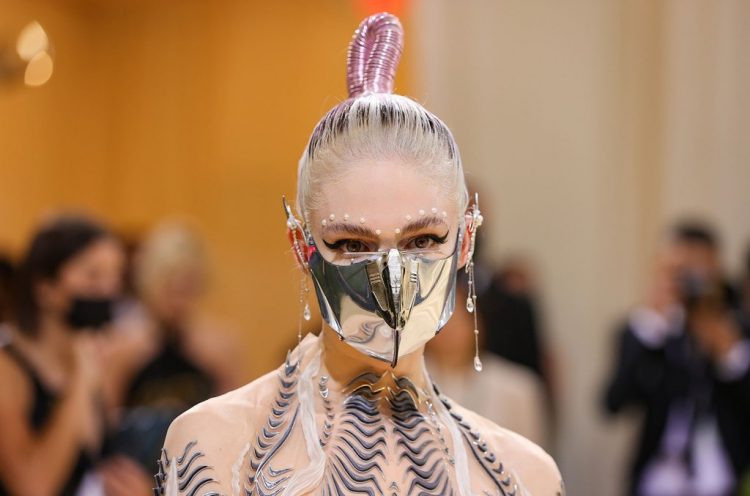 Grimes Shows Support for Lizzo Amid Sexual Harassment Lawsuit: ‘Loyalty Matters to Me’