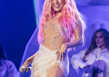 Karol G kicks off 2023 Mañana Será Bonito stadium tour in Las Vegas