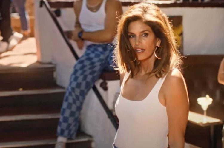 Cindy Crawford Recreates Iconic Pepsi Ad in That Chick Angel’s ‘One Margarita’ Music Video