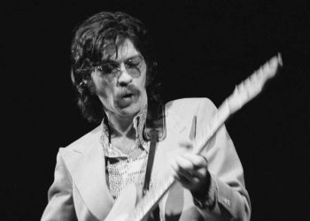 Robbie Robertson, Co-Founder of The Band, Dies at 80