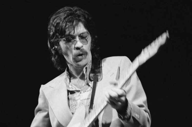 Robbie Robertson, Co-Founder of The Band, Dies at 80