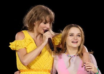 Joey King on Joining Taylor Swift Onstage During the Eras Tour: “It Just Takes Your Breath Away”