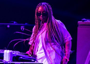 Nia Archives releases new single ‘Bad Gyalz’ and announces day rave