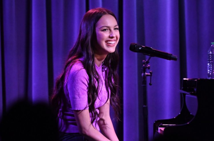 Olivia Rodrigo Says She Sometimes Sleeps ’14 Hours’ While on Tour