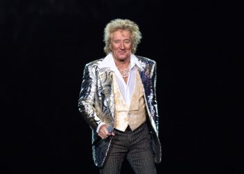 Rod Stewart Turns Down Saudi Arabia Gig In Protest Over Treatment of Women, LGBTQ+ Community