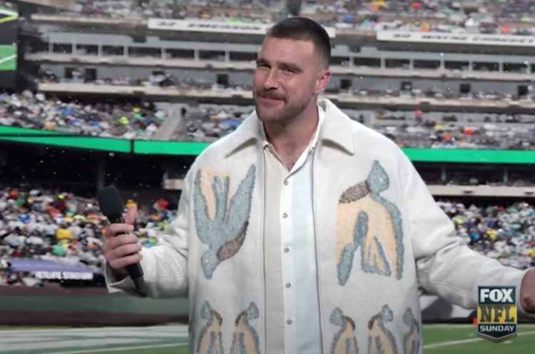 Travis Kelce Makes ‘SNL’ Cameo in NFL Sketch Poking Fun at Taylor Swift Coverage: Watch