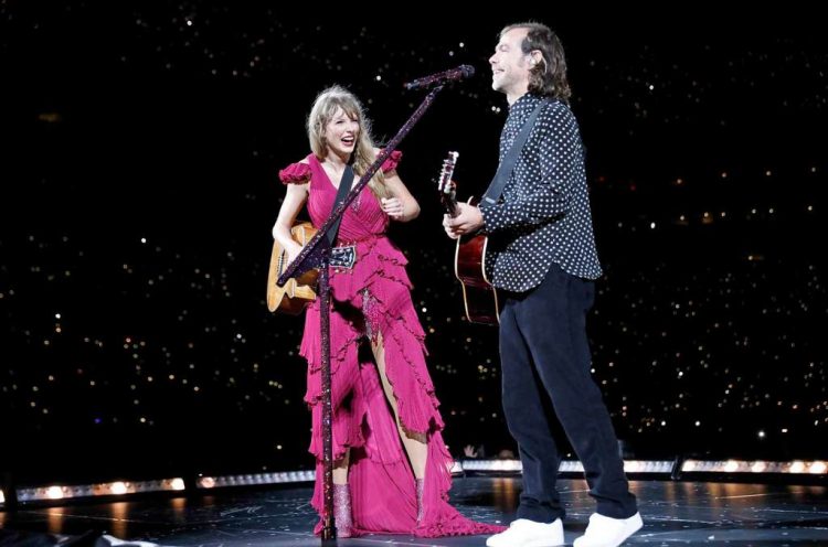 Aaron Dessner Calls Taylor Swift ‘One of the Greatest Songwriters of All Time’