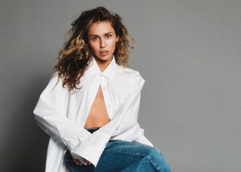 Behind the Scenes of Miley Cyrus’ ‘Endless Summer Vacation’