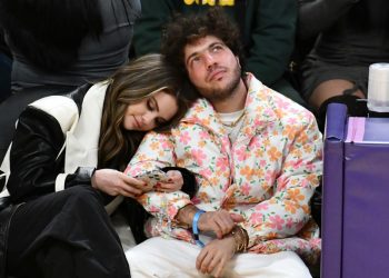 Selena Gomez and Benny Blanco Make Snuggly Public Debut as Couple at Lakers Game
