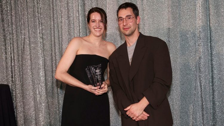 Taylor Swift’s Recording Engineer Praises Superstar Singer’s “One of a Kind” Work Ethic, Calls Re-Records “An Incredible Engineering Challenge”