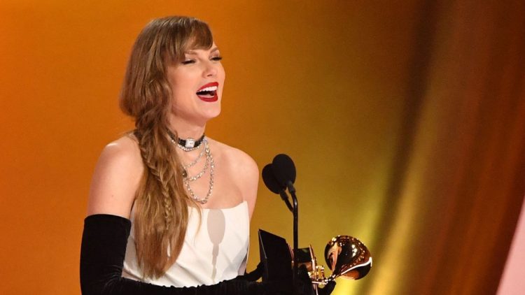 Taylor Swift Releases Tracklist for ‘The Tortured Poets Department’