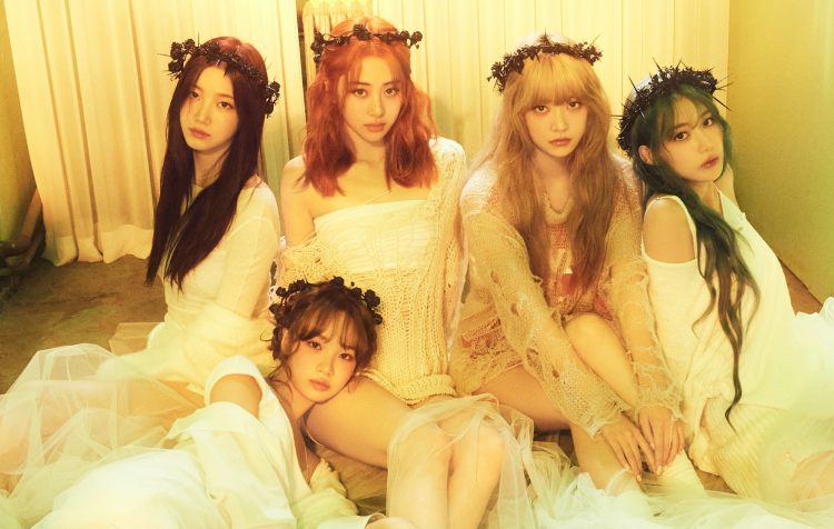 LE SSERAFIM – ‘Easy’ review: fearless girl group shine new light on their strength