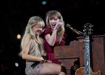 Taylor Swift Announces ‘The Albatross’ Edition of ‘Tortured Poets,’ Duets With Sabrina Carpenter at Eras Concert