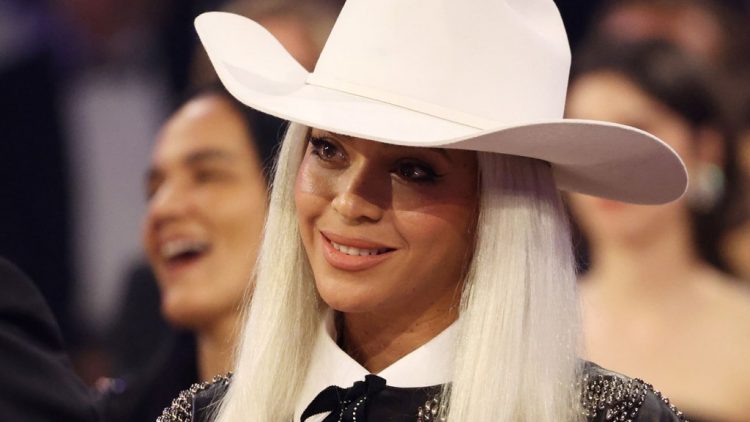 Beyoncé Releases Tracklist for ‘Cowboy Carter,’ Including “Jolene” Cover and Willie Nelson