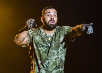 Drake Seemingly Addresses Kendrick Lamar Feud During Concert: ‘I Got My F–king Head Up High’