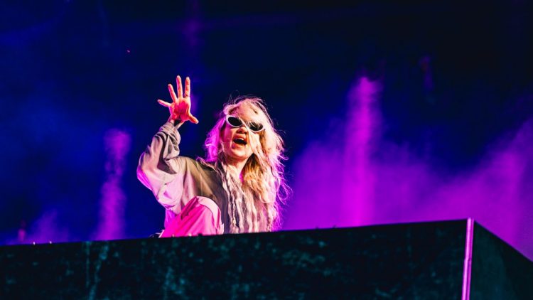 Grimes Apologizes for Technical Issues During Coachella Performance: “Good Lessons Learned”