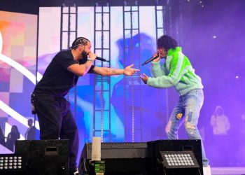 21 Savage Brings Drake Out for Surprise Hometown  Performance in Toronto: Watch