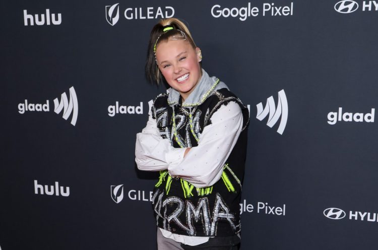 JoJo Siwa Is Amped in Teaser For ‘Choose Ur Fighter’ Single: ‘Ready or Not… Here It Comes’