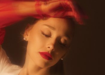 Ariana Grande Seemingly Confirms Penn Badgley Will Star in ‘The Boy Is Mine’ Music Video